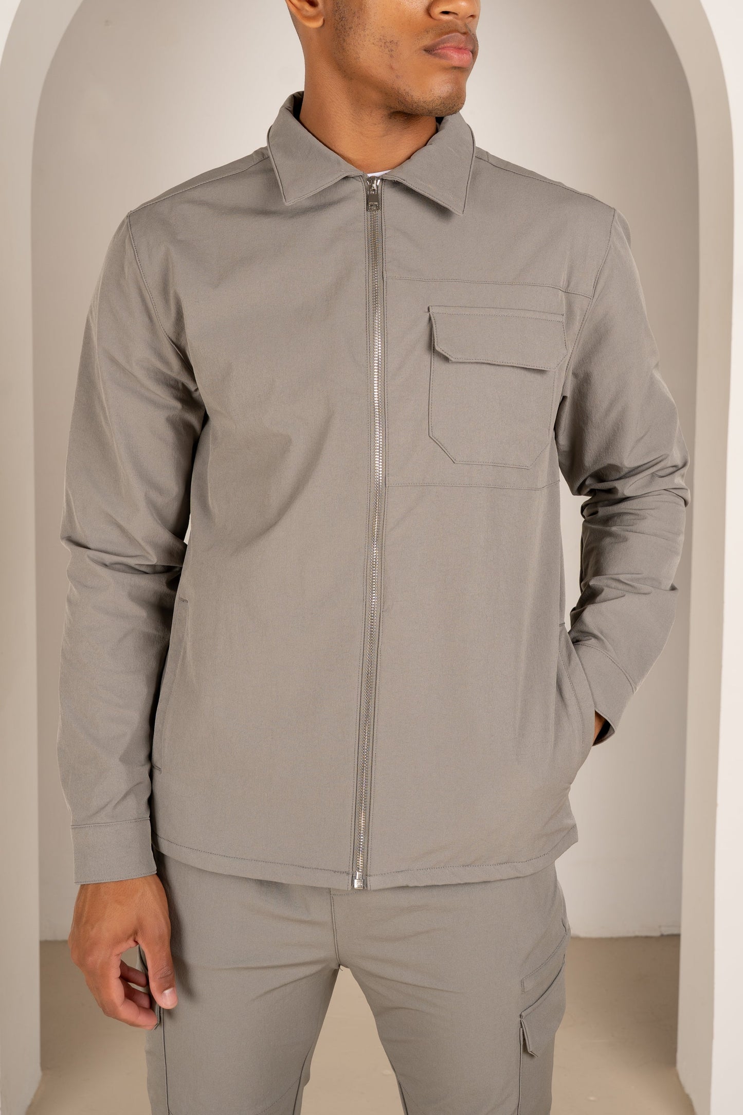 Premium Detail Cargo Jacket V2 - Taupe